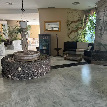 Island Paradise A With A Kitchenette, Private Bathroom And Balcony, In A Complex With 3 Swimming Pools, 800m Away From The Ocean Front