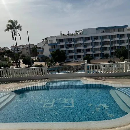 Island Paradise A With A Kitchenette, Private Bathroom And Balcony, In A Complex With 3 Swimming Pools, 800m Away From The Ocean Front Lägenhet *