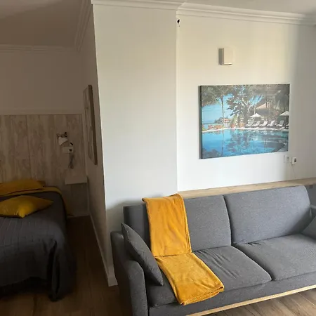 Island Paradise A With A Kitchenette, Private Bathroom And Balcony, In A Complex With 3 Swimming Pools, 800m Away From The Ocean Front Διαμέρισμα