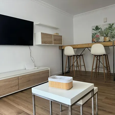 Island Paradise A With A Kitchenette, Private Bathroom And Balcony, In A Complex With 3 Swimming Pools, 800m Away From The Ocean Front * San Miguel de Abona