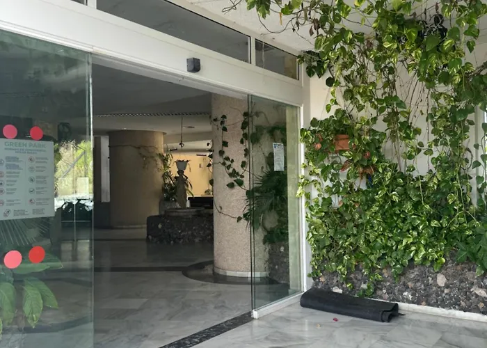 Island Paradise A With A Kitchenette, Private Bathroom And Balcony, In A Complex With 3 Swimming Pools, 800m Away From The Ocean Front * 圣米格尔德阿沃纳