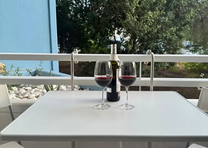 Island Paradise A With A Kitchenette, Private Bathroom And Balcony, In A Complex With 3 Swimming Pools, 800m Away From The Ocean Front *