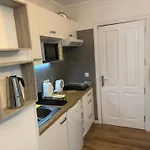 Island Paradise A With A Kitchenette, Private Bathroom And Balcony, In A Complex With 3 Swimming Pools, 800m Away From The Ocean Front דירה סן מיגל דה אבונה