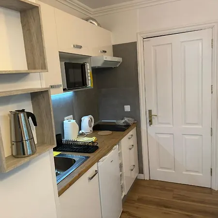 Apartment Island Paradise A With A Kitchenette, Private Bathroom And Balcony, In A Complex With 3 Swimming Pools, 800m Away From The Ocean Front