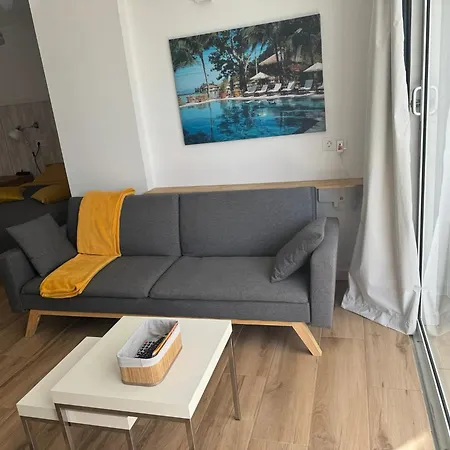 Island Paradise A With A Kitchenette, Private Bathroom And Balcony, In A Complex With 3 Swimming Pools, 800m Away From The Ocean Front