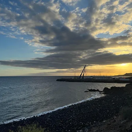 Island Paradise A With A Kitchenette, Private Bathroom And Balcony, In A Complex With 3 Swimming Pools, 800m Away From The Ocean Front * San Miguel de Abona