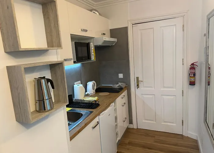 Island Paradise A With A Kitchenette, Private Bathroom And Balcony, In A Complex With 3 Swimming Pools, 800m Away From The Ocean Front Апартаменты Сан Мигель