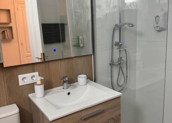 Island Paradise A With A Kitchenette, Private Bathroom And Balcony, In A Complex With 3 Swimming Pools, 800m Away From The Ocean Front