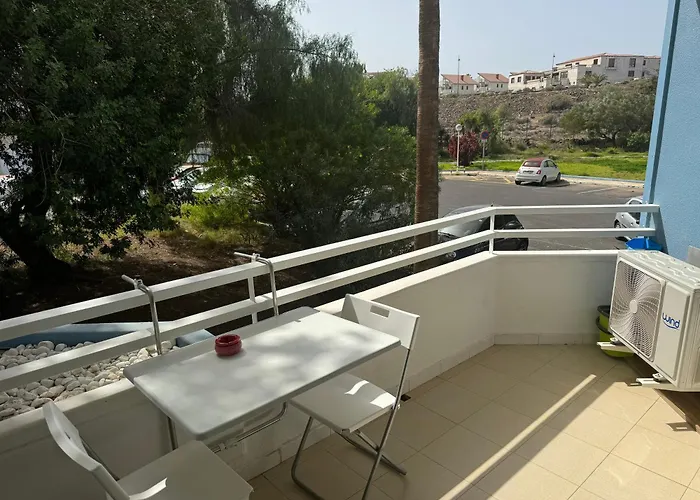 Апартаменты Island Paradise A With A Kitchenette, Private Bathroom And Balcony, In A Complex With 3 Swimming Pools, 800m Away From The Ocean Front