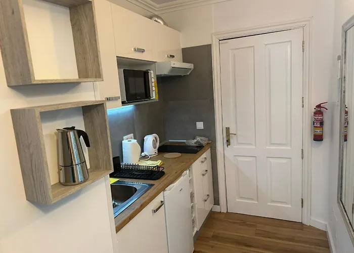 Апартаменты Island Paradise A With A Kitchenette, Private Bathroom And Balcony, In A Complex With 3 Swimming Pools, 800m Away From The Ocean Front