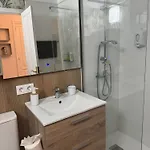 Island Paradise A With A Kitchenette, Private Bathroom And Balcony, In A Complex With 3 Swimming Pools, 800m Away From The Ocean Front 公寓 圣米格尔德阿沃纳